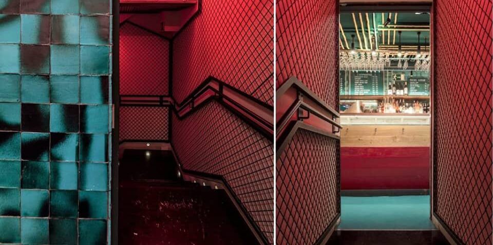 Entrada al PUB TXALUPA en Donostia - San Sebastián